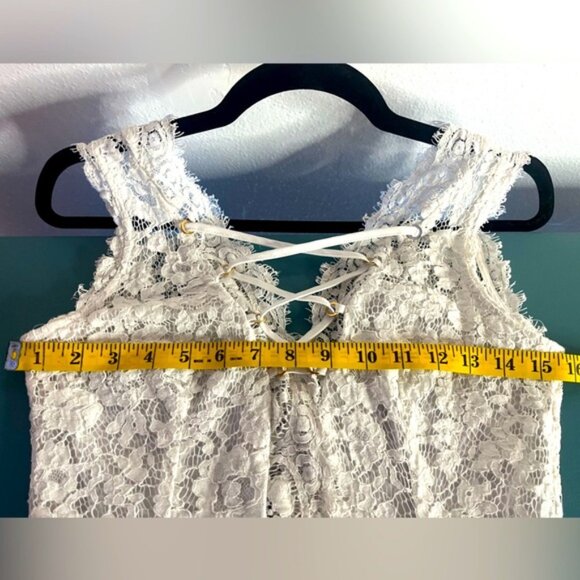 Marciano White Lace Backless Dress - Picture 5 of 8